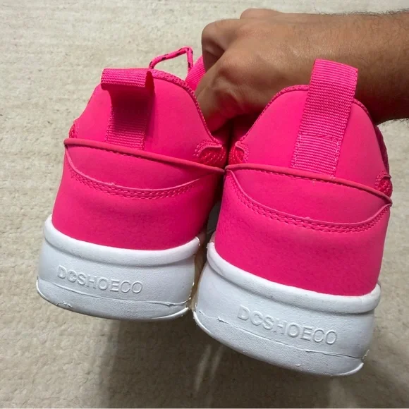 DC Lucien Clarke Pro Skate Shoes Hot Pink Black Men display picture 3